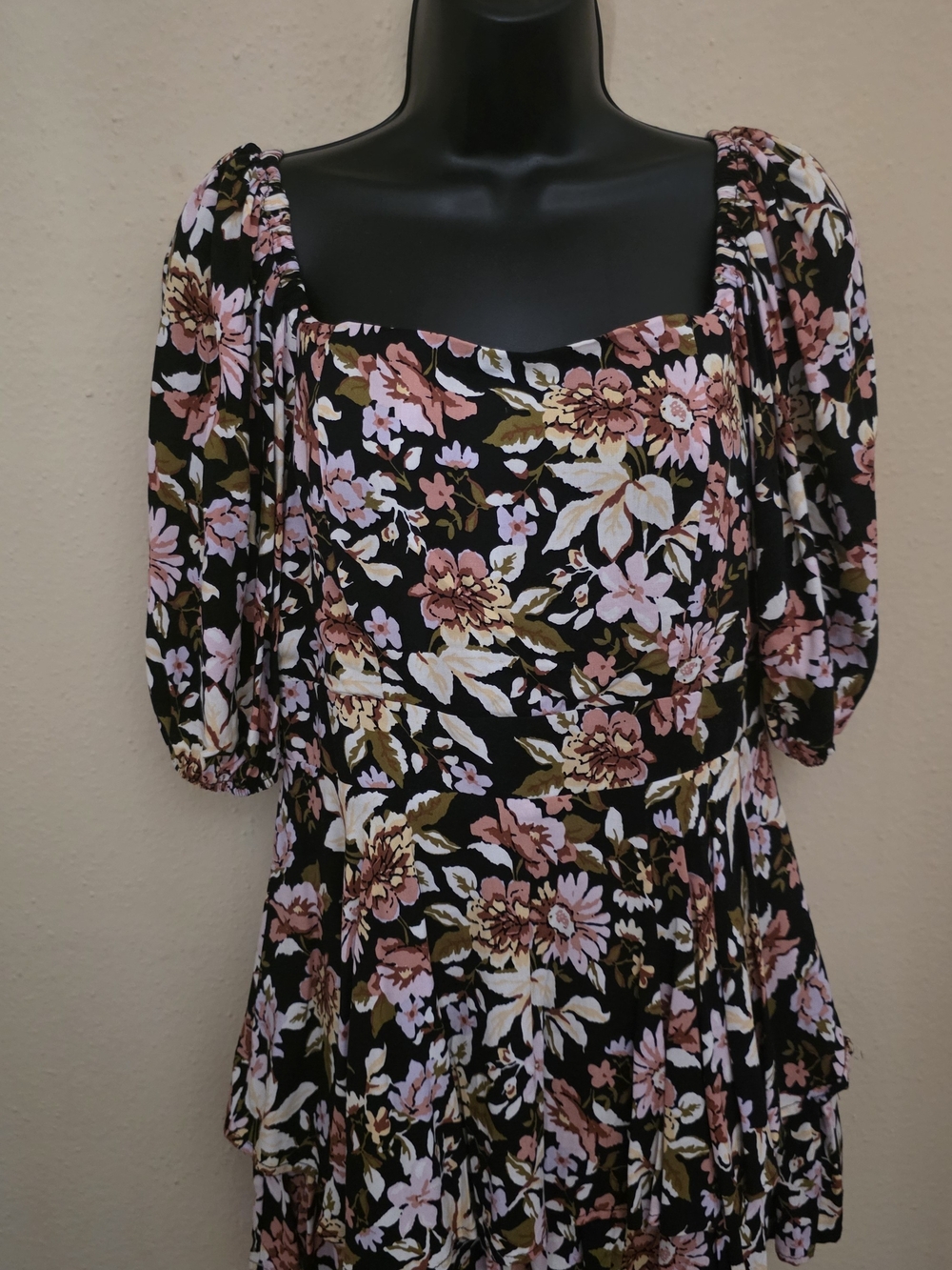 Francesca's Black Floral Square-Neck Romper